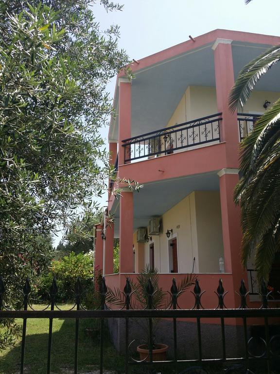 Villa Helena Kávos Exteriér fotografie